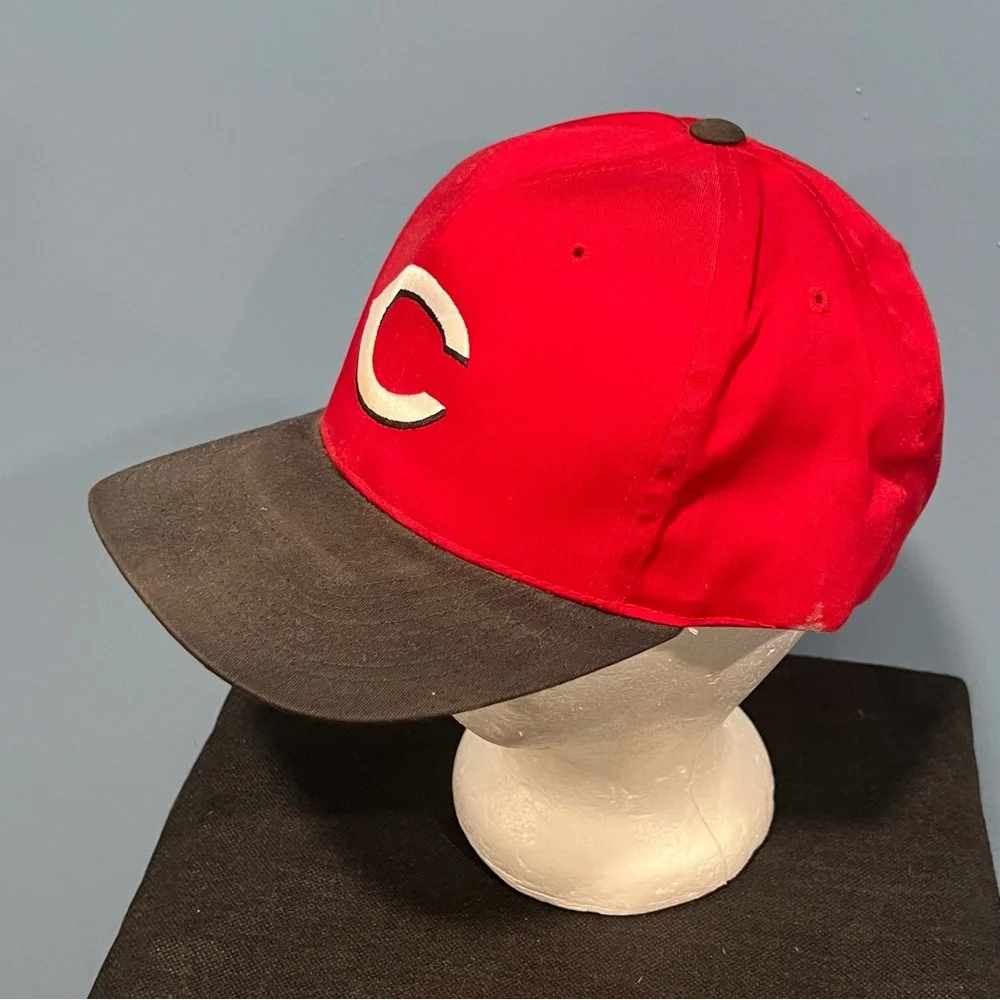 Cincinnati Reds Baseball Hat Logo Athletic MLB Genuine Merchandise Adjustable - Picture 3 of 7